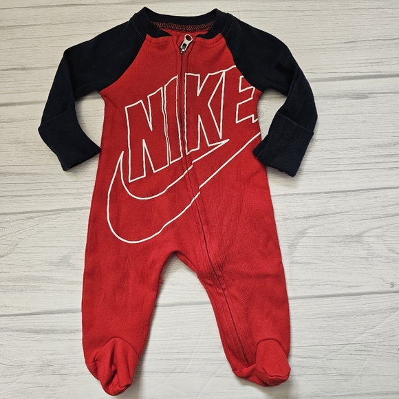 Nike Other - Nike baby sleeper NEWBORN